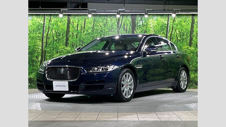 2016 認定中古車 Jaguar XE Loire Blue 2WD プレステージ