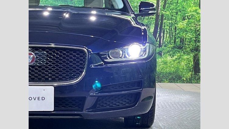 2016 認定中古車 Jaguar XE Loire Blue 2WD プレステージ