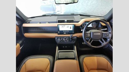Defender 110 3