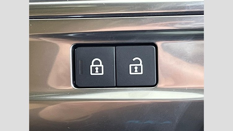 2023 認定中古車 Land Rover Range Rover アイガーグレイ P530 AWD（AT） ロングホイールベース SV