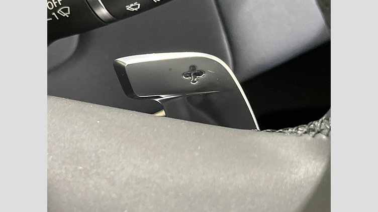 2023 認定中古車 Land Rover Range Rover Sport ヴァレジネブルー 3.0リッター6気筒300PSターボチャージドディーゼルMHEV（オートマチック） AUTOBIOGRAPHY