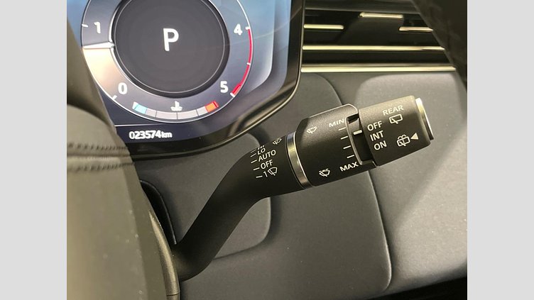 2023 認定中古車 Land Rover Range Rover Sport ヴァレジネブルー 3.0リッター6気筒300PSターボチャージドディーゼルMHEV（オートマチック） AUTOBIOGRAPHY