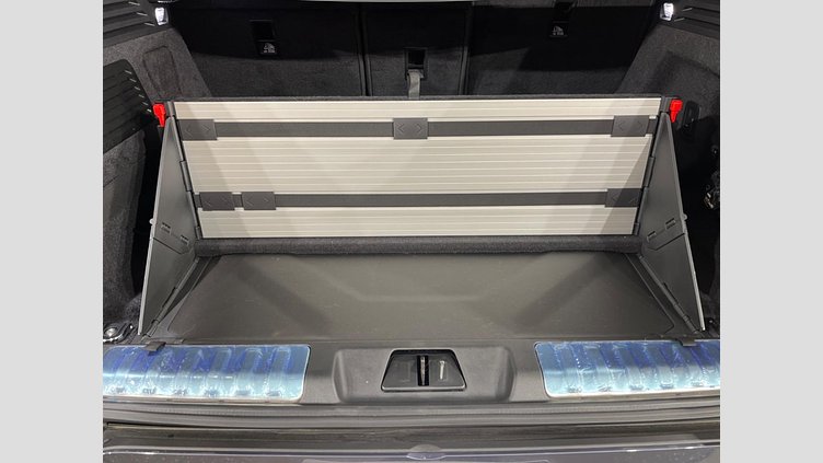 2023 認定中古車 Land Rover Range Rover Sport ヴァレジネブルー 3.0リッター6気筒300PSターボチャージドディーゼルMHEV（オートマチック） AUTOBIOGRAPHY