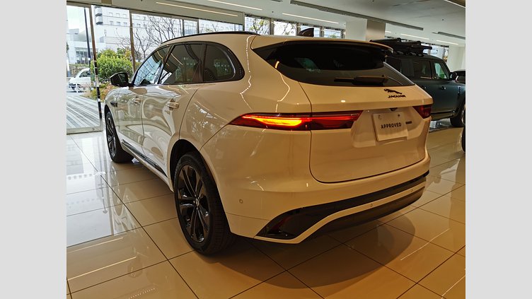 2024 認定中古車 Jaguar F-Pace オストゥーニパールホワイト D204 AWD（オートマチック）MHEV R-DYNAMIC SE