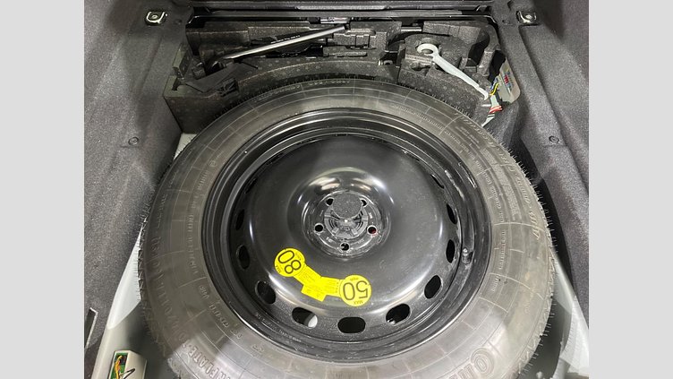 2016 認定中古車 Jaguar F-Pace Yulong White 4WD プレステージ