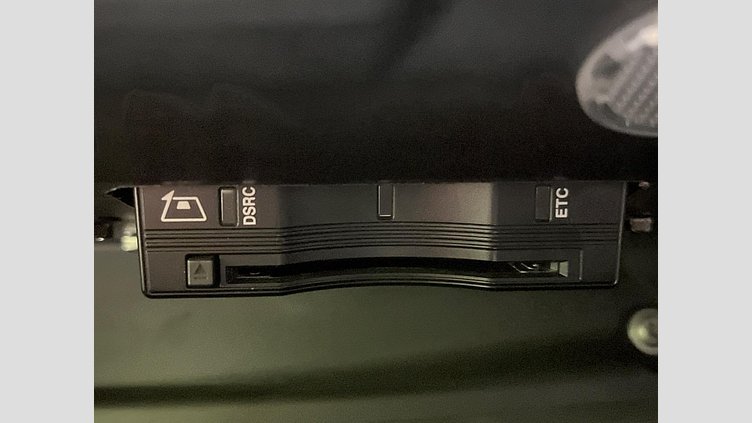 2016 認定中古車 Jaguar F-Pace Yulong White 4WD プレステージ