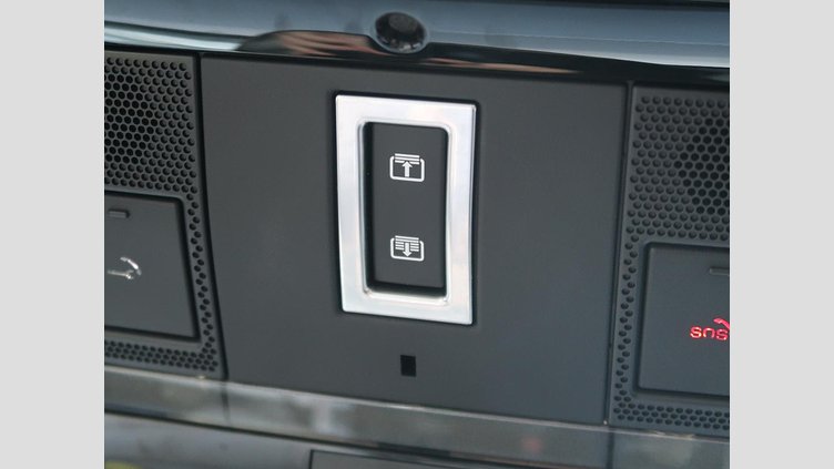 2018 認定中古車 Land Rover Range Rover Sport Byron Blue 3.0 V6 Dsl Mono Turbo Std Flow HSE