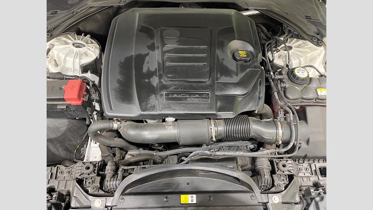 2018 認定中古車 Jaguar XF Fuji White , プレステージ