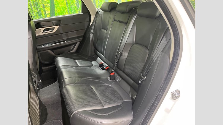 2018 認定中古車 Jaguar XF Fuji White , プレステージ