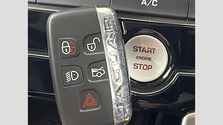 2018 認定中古車 Jaguar XF Fuji White , プレステージ