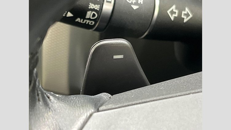 2018 認定中古車 Jaguar XF Fuji White , プレステージ