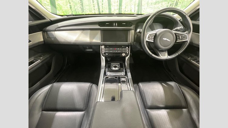 2018 認定中古車 Jaguar XF Fuji White , プレステージ