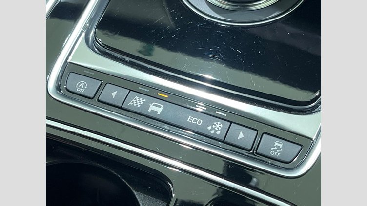 2018 認定中古車 Jaguar XF Fuji White , プレステージ