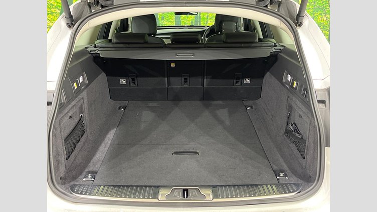 2018 認定中古車 Jaguar XF Fuji White , プレステージ