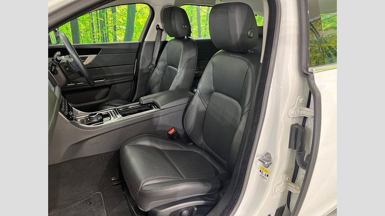 2018 認定中古車 Jaguar XF Fuji White , プレステージ