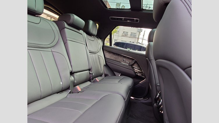 2023 認定中古車 Land Rover Range Rover Sport ヴァレジネブルー 3.0リッター6気筒400PSターボチャージドガソリンMHEV（オートマチック） FIRST EDITION