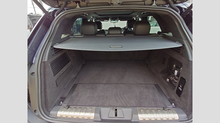 2023 認定中古車 Land Rover Range Rover Sport ヴァレジネブルー 3.0リッター6気筒400PSターボチャージドガソリンMHEV（オートマチック） FIRST EDITION