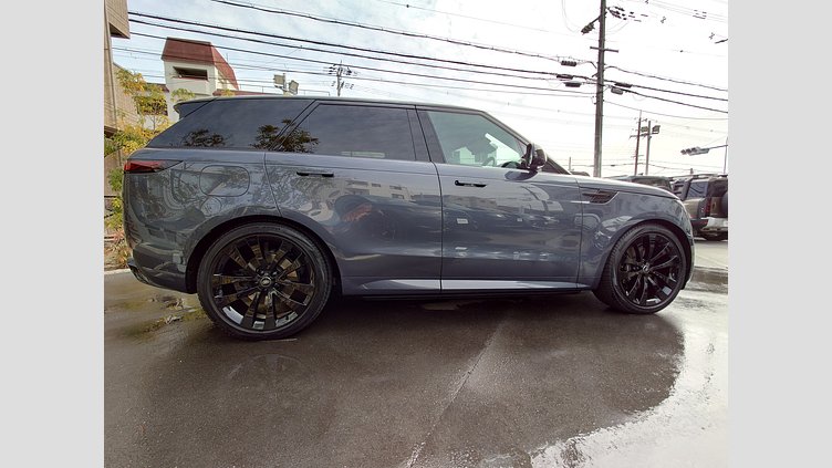 2023 認定中古車 Land Rover Range Rover Sport ヴァレジネブルー 3.0リッター6気筒400PSターボチャージドガソリンMHEV（オートマチック） FIRST EDITION