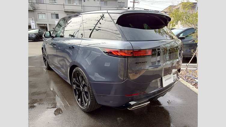 2023 認定中古車 Land Rover Range Rover Sport ヴァレジネブルー 3.0リッター6気筒400PSターボチャージドガソリンMHEV（オートマチック） FIRST EDITION