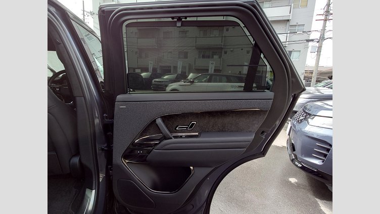 2023 認定中古車 Land Rover Range Rover Sport ヴァレジネブルー 3.0リッター6気筒400PSターボチャージドガソリンMHEV（オートマチック） FIRST EDITION