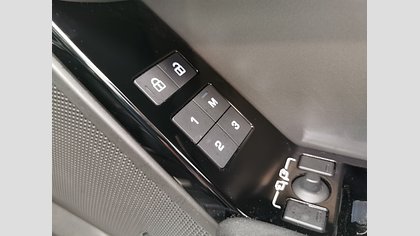 Range Rover Velar 26