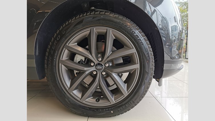 2023 認定中古車 Land Rover Range Rover Velar カルパチアングレイ D200マイルドハイブリッド（ディーゼル） Standard Wheelbase S