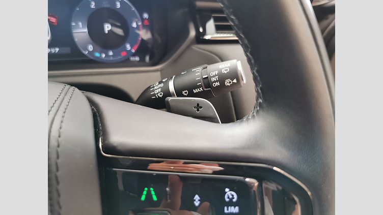 2023 認定中古車 Land Rover Range Rover Velar カルパチアングレイ D200マイルドハイブリッド（ディーゼル） Standard Wheelbase S