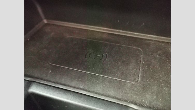 2023 認定中古車 Land Rover Range Rover Velar カルパチアングレイ D200マイルドハイブリッド（ディーゼル） Standard Wheelbase S