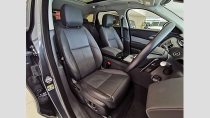Range Rover Velar 17