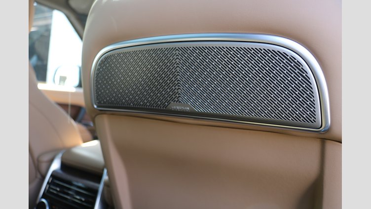 2025 認定中古車 Land Rover Range Rover ブリティッシュレーシンググリーン D350 AWD MHEV（AT） スタンダードホイールベース Autobiography