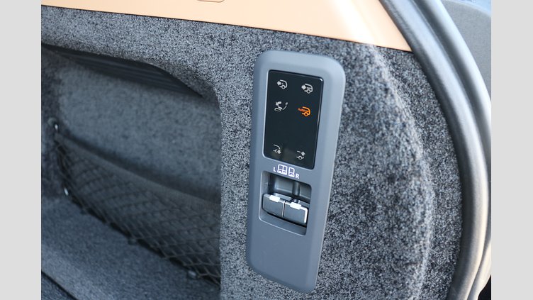 2025 認定中古車 Land Rover Range Rover ブリティッシュレーシンググリーン D350 AWD MHEV（AT） スタンダードホイールベース Autobiography