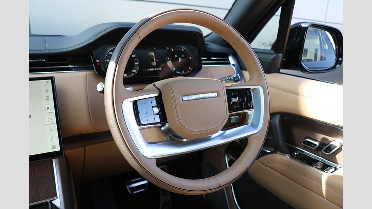 2025 認定中古車 Land Rover Range Rover ブリティッシュレーシンググリーン D350 AWD MHEV（AT） スタンダードホイールベース Autobiography