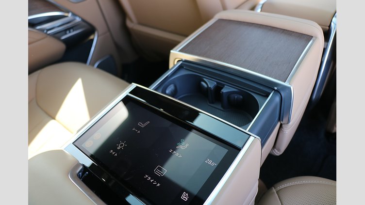 2025 認定中古車 Land Rover Range Rover ブリティッシュレーシンググリーン D350 AWD MHEV（AT） スタンダードホイールベース Autobiography