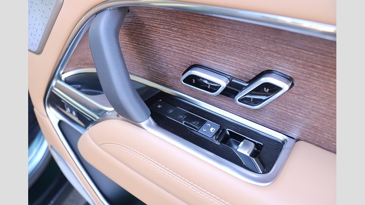 2025 認定中古車 Land Rover Range Rover ブリティッシュレーシンググリーン D350 AWD MHEV（AT） スタンダードホイールベース Autobiography