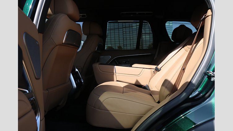 2025 認定中古車 Land Rover Range Rover ブリティッシュレーシンググリーン D350 AWD MHEV（AT） スタンダードホイールベース Autobiography