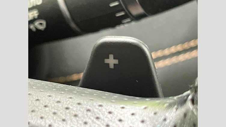 2016 認定中古車 Land Rover Range Rover Evoque Santorini Black 2.0 litre Si4 Petrol HSEダイナミック