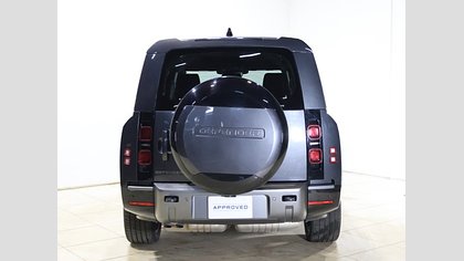 Defender 130 6