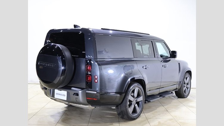 2024 認定中古車 Land Rover Defender 130 カルパチアングレイ D350 ディーゼルマイルドハイブリッド Outbound