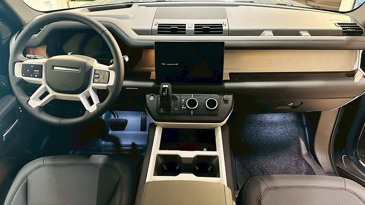 2025 新車 Land Rover Defender 90 Tasman Blue D300 S