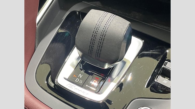 2021 認定中古車 Jaguar E-Pace ボラスコグレイ P250 AWD（オートマチック） R-DYNAMIC HSE