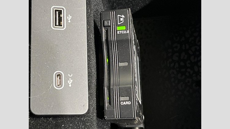 2021 認定中古車 Jaguar E-Pace ボラスコグレイ P250 AWD（オートマチック） R-DYNAMIC HSE