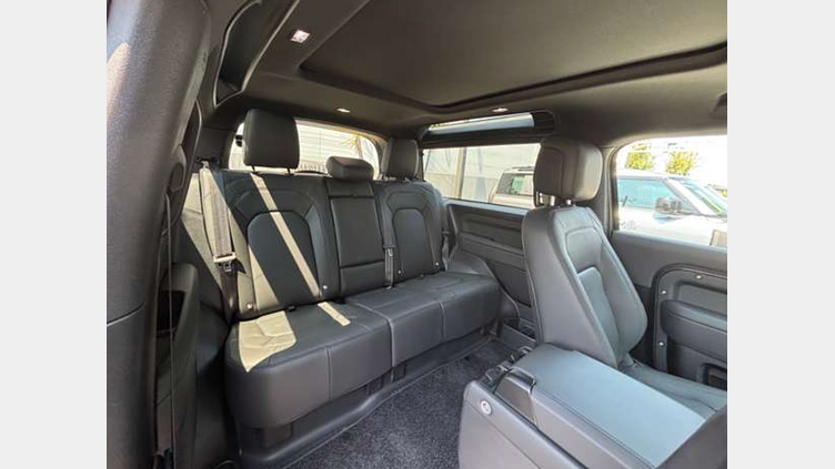 2024 認定中古車 Land Rover Defender 90 カルパチアングレイ D350 ディーゼルマイルドハイブリッド X-Dynamic HSE