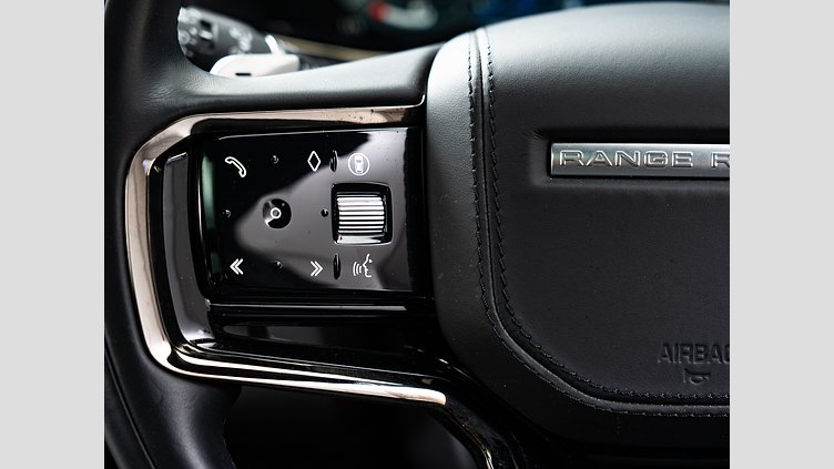 2023 認定中古車 Land Rover Range Rover Evoque トライベッカブルー P250（ガソリン） オートバイオグラフィ　P250