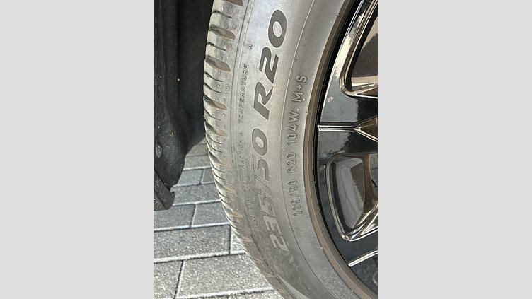 2023 認定中古車 Land Rover Range Rover Evoque アロイオスグレイ D200マイルドハイブリッド（ディーゼル） スタンダードホイールベース DYNAMIC SE