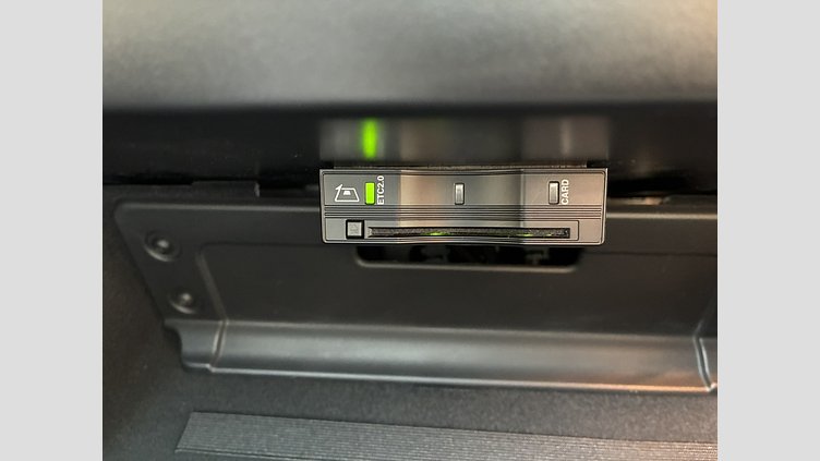 2023 認定中古車 Land Rover Range Rover Evoque アロイオスグレイ D200マイルドハイブリッド（ディーゼル） スタンダードホイールベース DYNAMIC SE