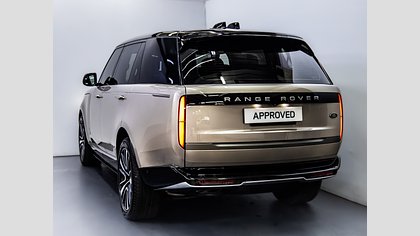 Range Rover 7