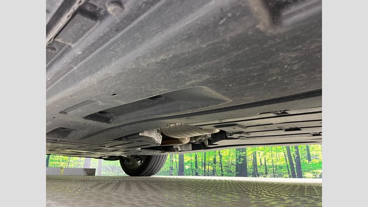 2023 認定中古車 Land Rover Range Rover Velar サントリーニブラック D200マイルドハイブリッド（ディーゼル） Standard Wheelbase Dynamic SE