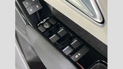 Range Rover Velar 42