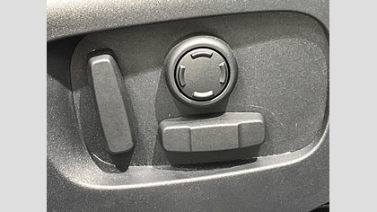 Range Rover Velar 60