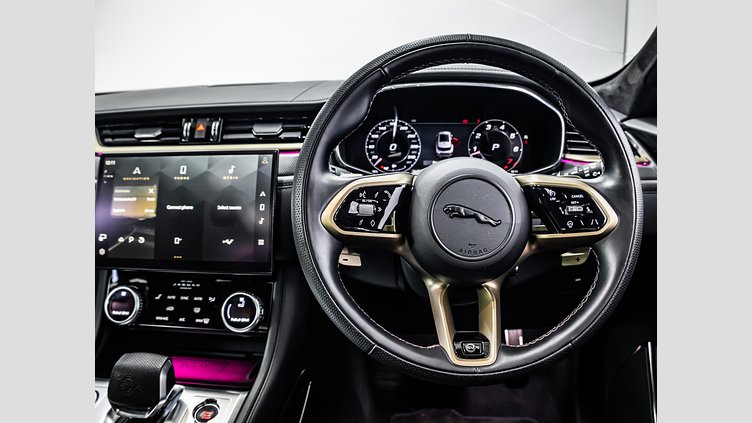 2023 Approved Jaguar F-Pace Santorini Black AWD 5.0 V8 SVR (P550)